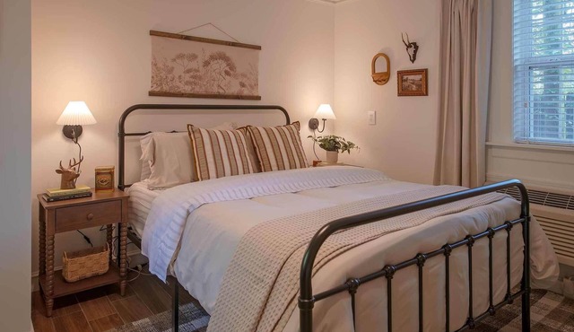 Cumberland Room on Lookout Mountain