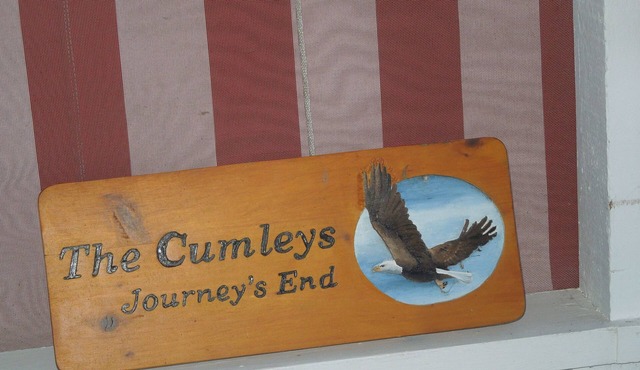 Cumley's Journeys End cottage on McCrossen Lake, Chain ‘O Lakes