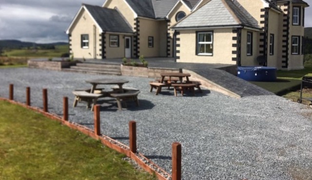 Cumnock Knowes Holiday retreat