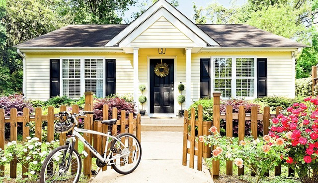 Curated Duke Retreat Minutes to DPAC, downtown Espresso, Eco+, Fire Pit