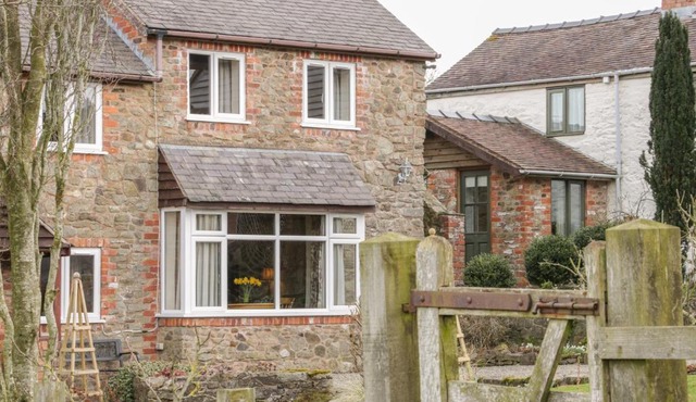 Curlew Cottage, Shrewsbury