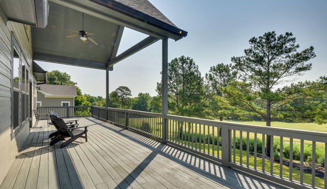 Currahee Club Home: Lake Access & Golf Course View