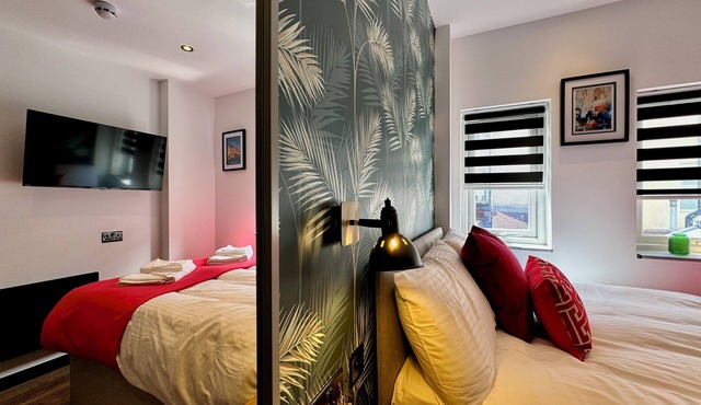 Curzon Villa - perfect for large groups or family getaways