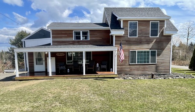 Cushman's Cottage 5 minute walk to lighthouse and beach, downtown Port Clyde.