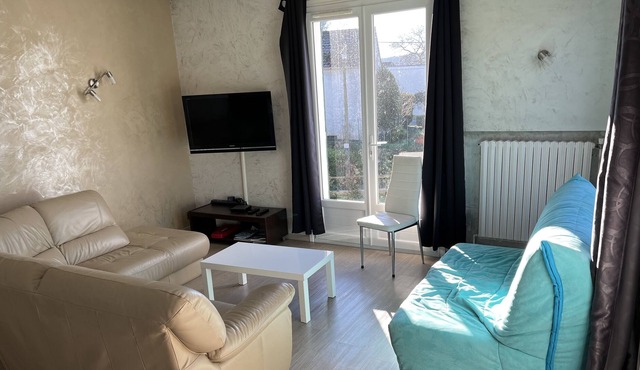 Cusset house exterior garden vichy door