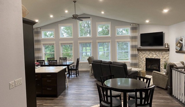 Custom built, private home on Castle Rock Lake -with boat slip