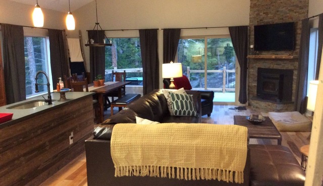 Custom home in St Mary’s Glacier