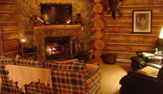 Custom Log Cabin in the Heart of the Manistee National Forest