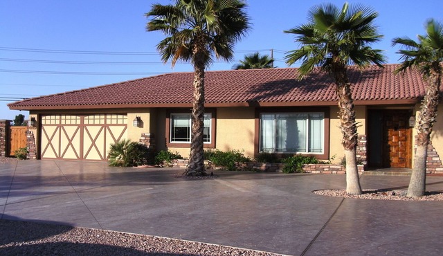 Custom Ranch Not A Track Home 1/2 Acre Lot 1/2 Mile from the Strip