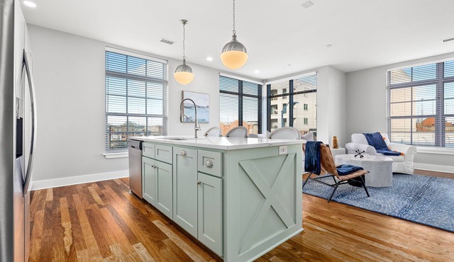 Custom Suite over Target - Downtown AU 209