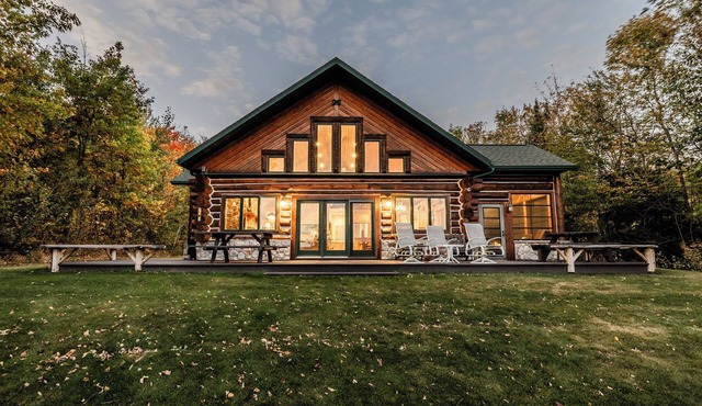 Custom Waterfront full Log Home State Licensed