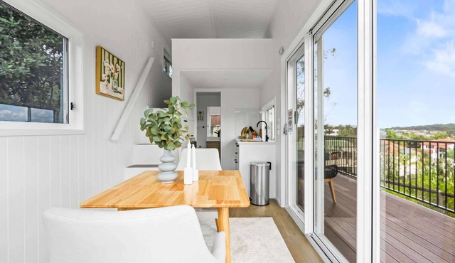 Cute 1-Bed Tiny House with Garden in Nature