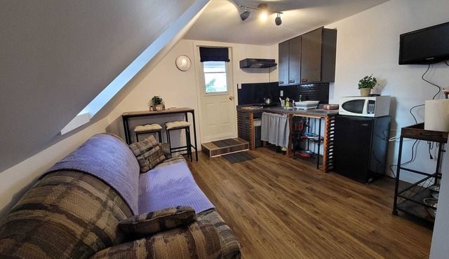 Cute 1-bedroom apartment with AC and WiFi in charming Edmundston