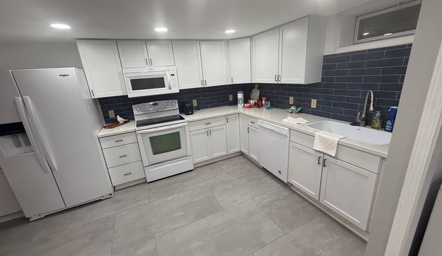 Cute Adorable 3-4 BR Ranch Home with 65K Gorgeous Remodel Update