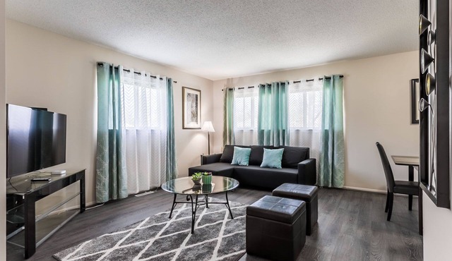 Cute and affordable 3BDR duplex in Overland Park for up to 10 people! Unit #2
