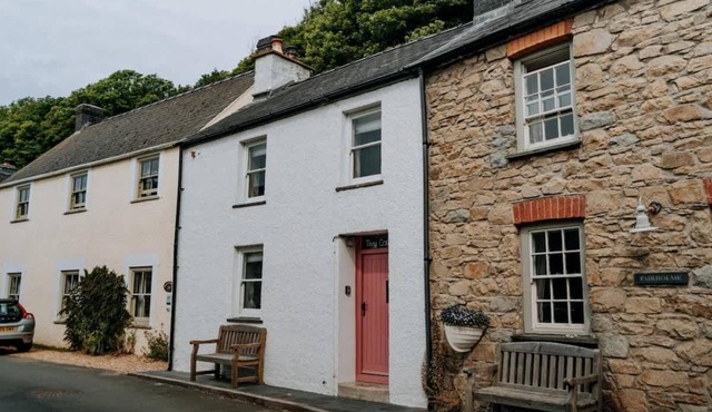 Cute and cosy 2 bed cottage in beautiful Solva