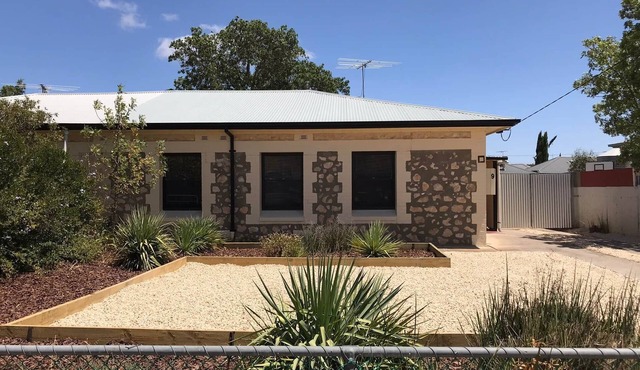 Cute and Cosy II - Events - Workers - Getaways