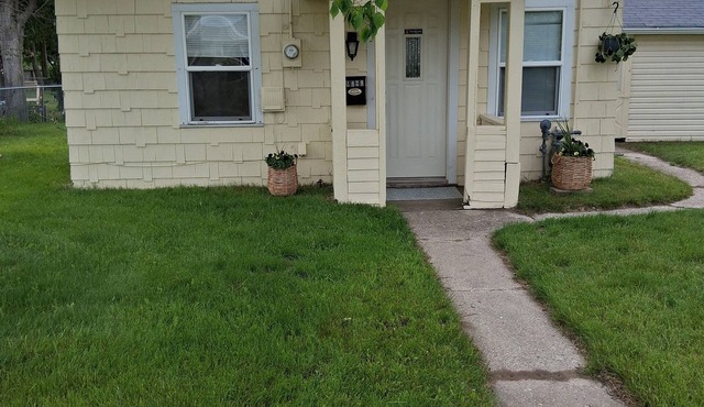 Cute and Cozy 1-bedroom cottage in Two Rivers