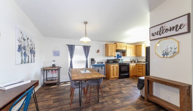 Cute and Cozy 3 Bed, 2 Bath Home in North Spokane!