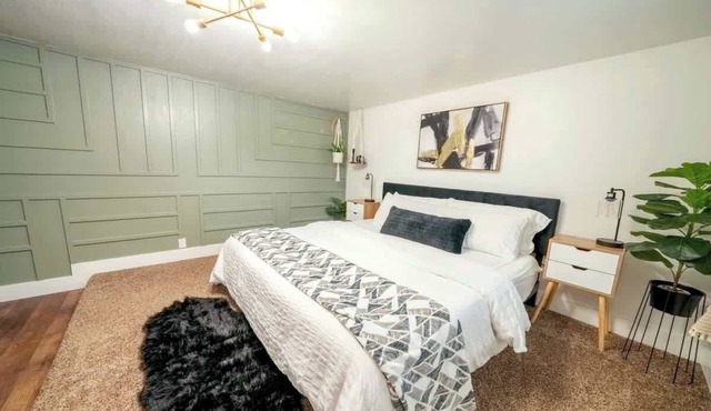 Cute and Cozy Basement Apartment