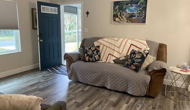 Cute and Cozy home near Downtown Ocala!