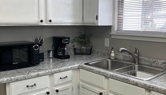 Cute and Cozy Shelby Mansfield Mid Ohio