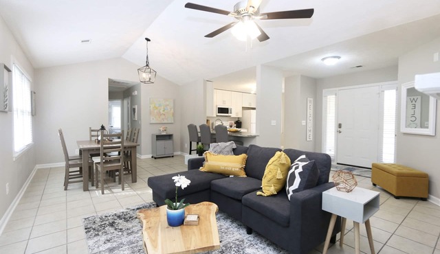 Cute and spacious house just for you!