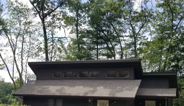 Cute Cabin with room to relax