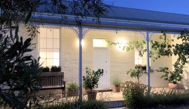 Cute Cottage, Cute Town, Central to Historical Gold Rush Towns