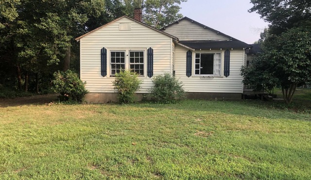 Cute cottage in a rural setting