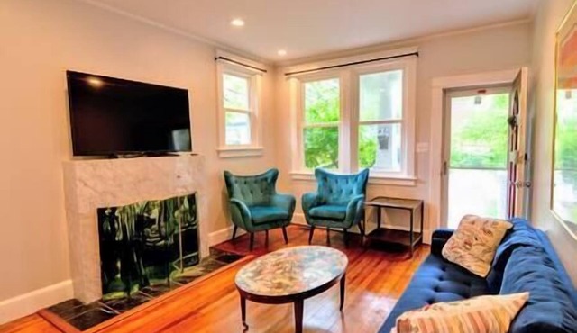 Cute Cottage in Takoma Park