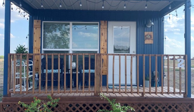 Cute cottage just 5 minutes from Round Top!