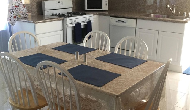 Cute Cottage Near New Apple Campus And Vibrant Main Street Cupertino