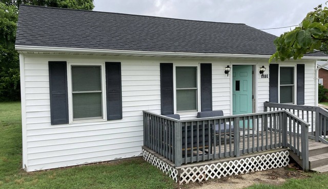 Cute Country Stay! Convenient to Williamsburg!