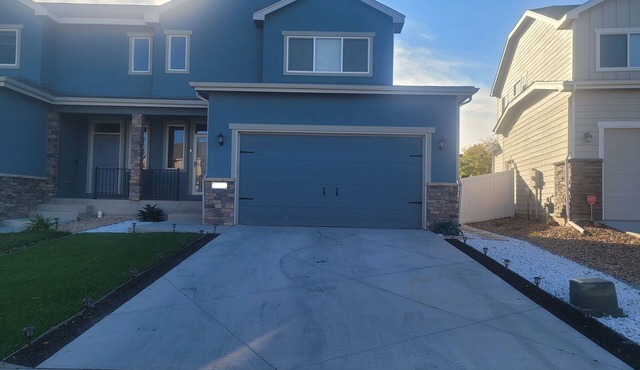 Cute & Cozy 3 BdRm, 2 1/2 Bath Townhome