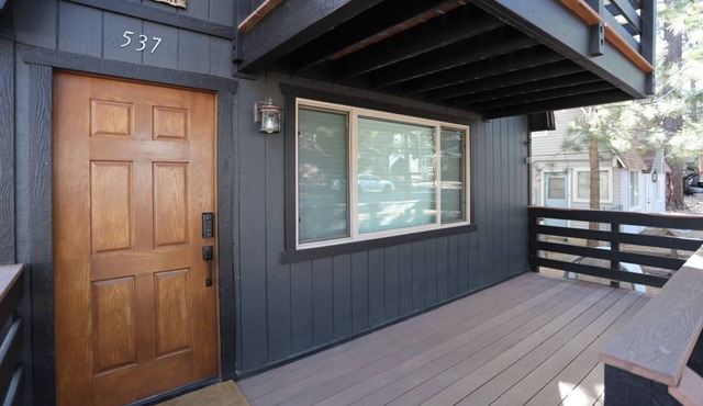 Cute Cozy Comfort Cabin, 1 Night Free!