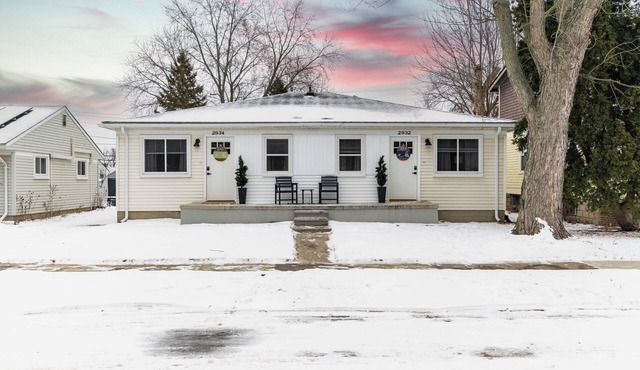 Cute & Cozy Ferndale Duplex