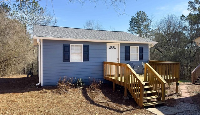 Cute & Cozy Guest House - Woodstock