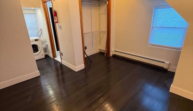 Cute & Cozy studio furnished apartment with everything you need! Clean & Safe