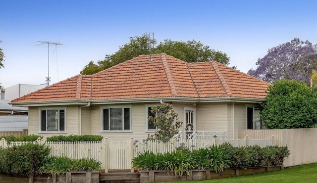 Cute & Cuddly - Somerset Cottage