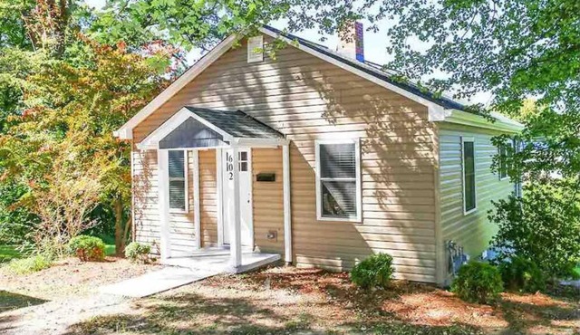 Cute Downtown Cottage in Lincolnton