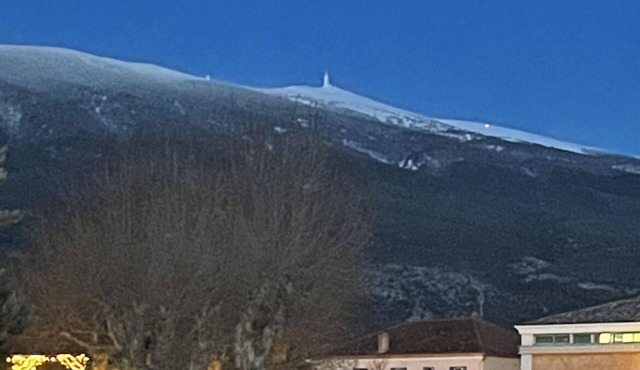 Cute, fully-equipped studio for two in the village center