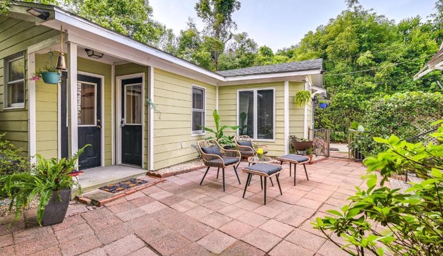 Cute Georgetown Villa Less Than 1 Mi to Historic District