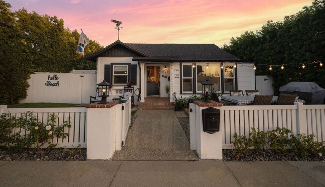 Cute Home 7 Blocks To Beach | XBOX | Bikes | Pets