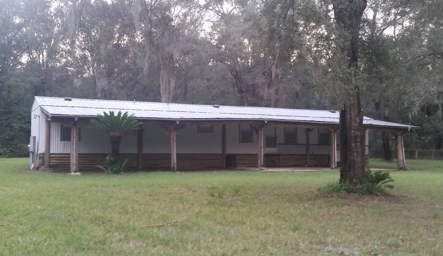 Cute Home in the Countryside Near Hits
