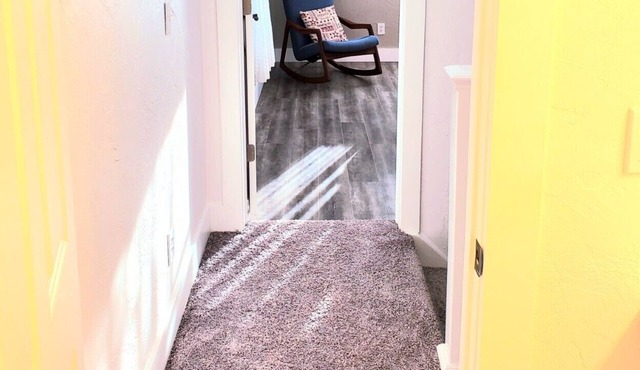 Cute home on quiet residential street. Walk to downtown.