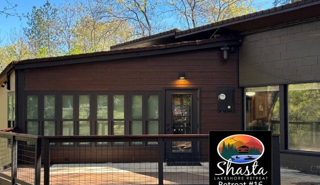 Cute Lake Home, 2 Bedroom, 1 Bath, 50 & 30 AMP EV - Shasta Lakeshore Retreat #16