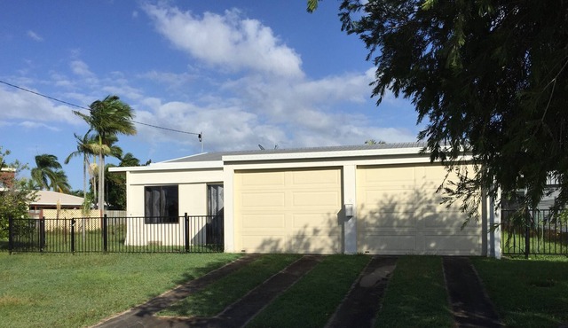 Cute Little House with air conditioning