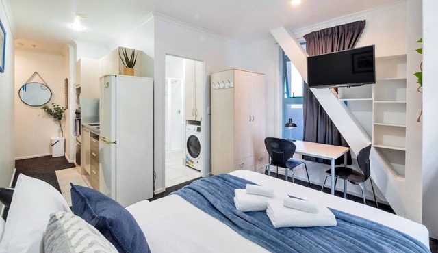 Cute Little Private Studio In the City