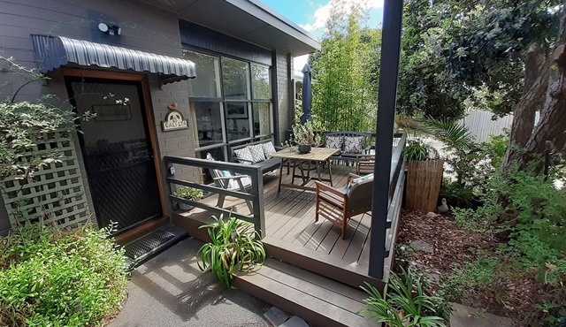 Cute n cosy, relaxing holiday home opposite the beach comfy, quiet and tranquil